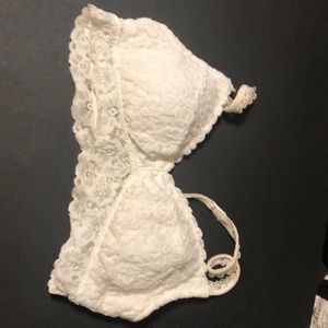 White lace bra